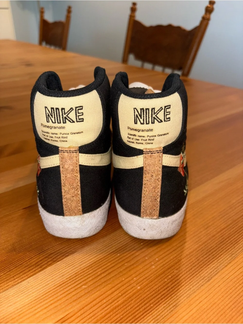 Nike Blazer '77 Mid Pomegranate Size 8.5 GUC